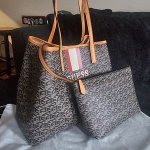 Guess Vikky Large Tote